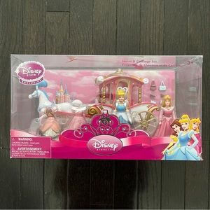 NWT Disney Princess Horse And Carriage Set Circa 2008